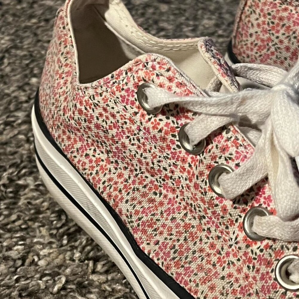 Converse Womens 7.5 Pink Flower Design Girly Hipster Grunge Shoes - Picture 4 of 8